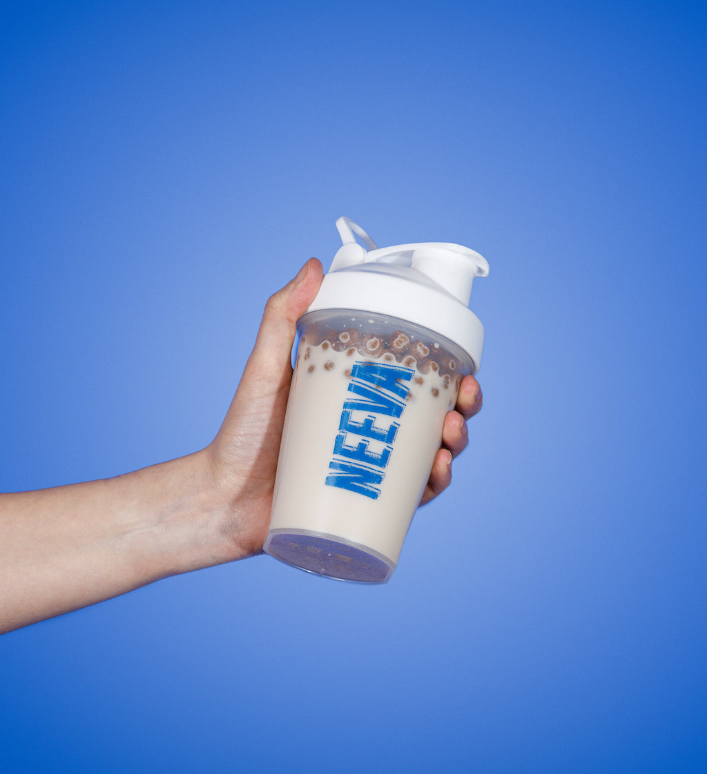 Neeva Shaker Cereal is the worlds first high protein cereal designed for your shaker cup. Simply rip open the pouch, pour into a shaker with some milk, shake for 10 seconds and off you go!